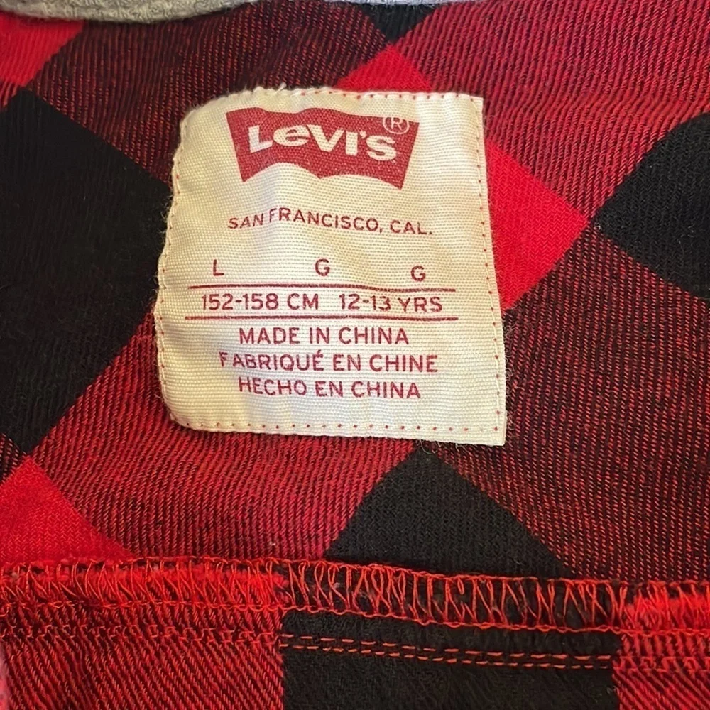 ⭐️ 3 for $20 Levis boys Red and Black Plaid Hooded Shirt